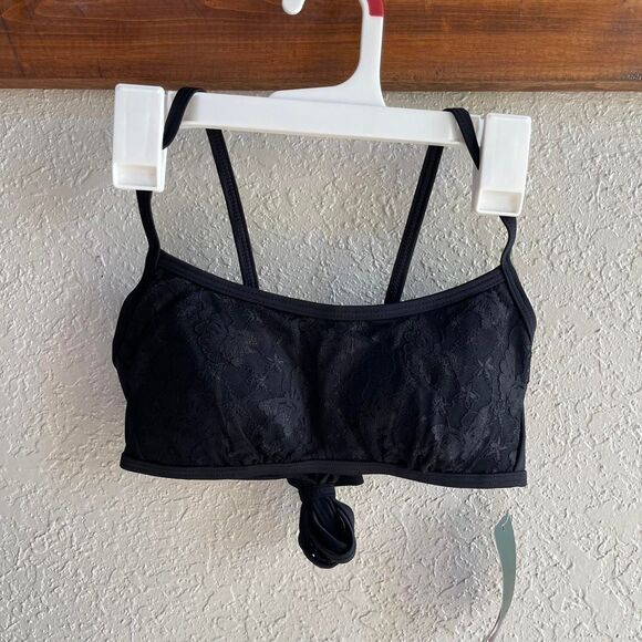Wild Fable Size XS Black Bikini Swim Top – Strappy Tie Front - Picture 2 of 4